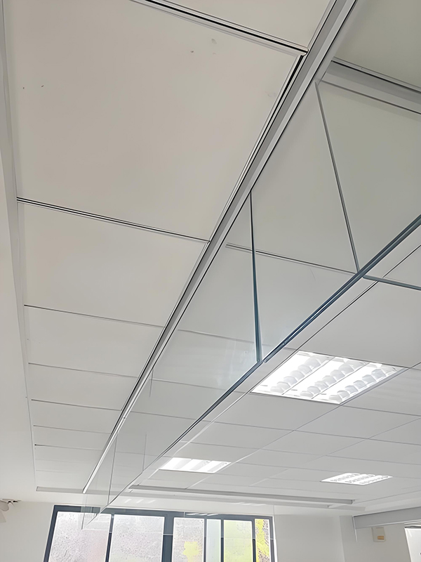 永昌玻璃永昌挡烟垂壁